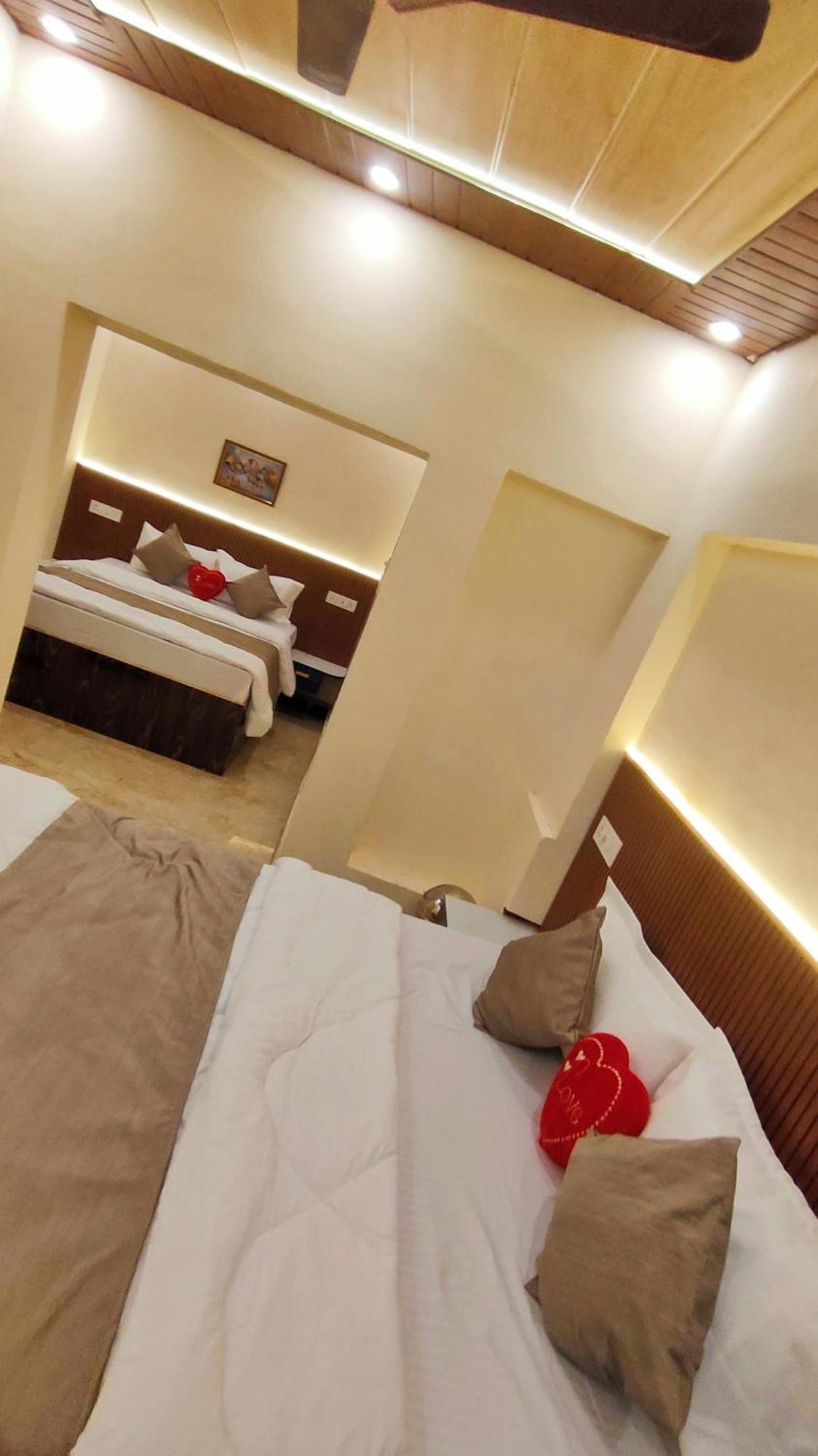 Sri Krishna Residency Hotel Benares Buitenkant foto