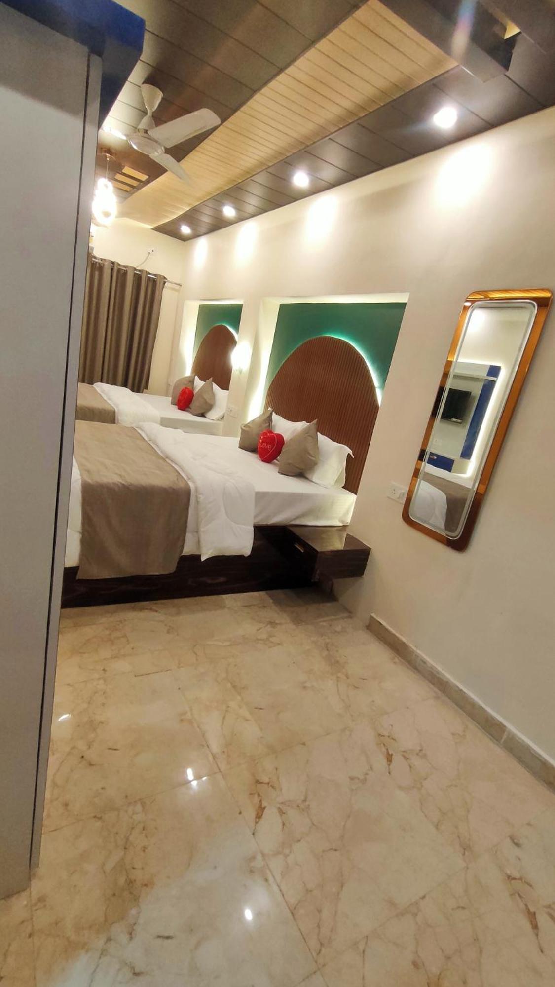 Sri Krishna Residency Hotel Benares Buitenkant foto